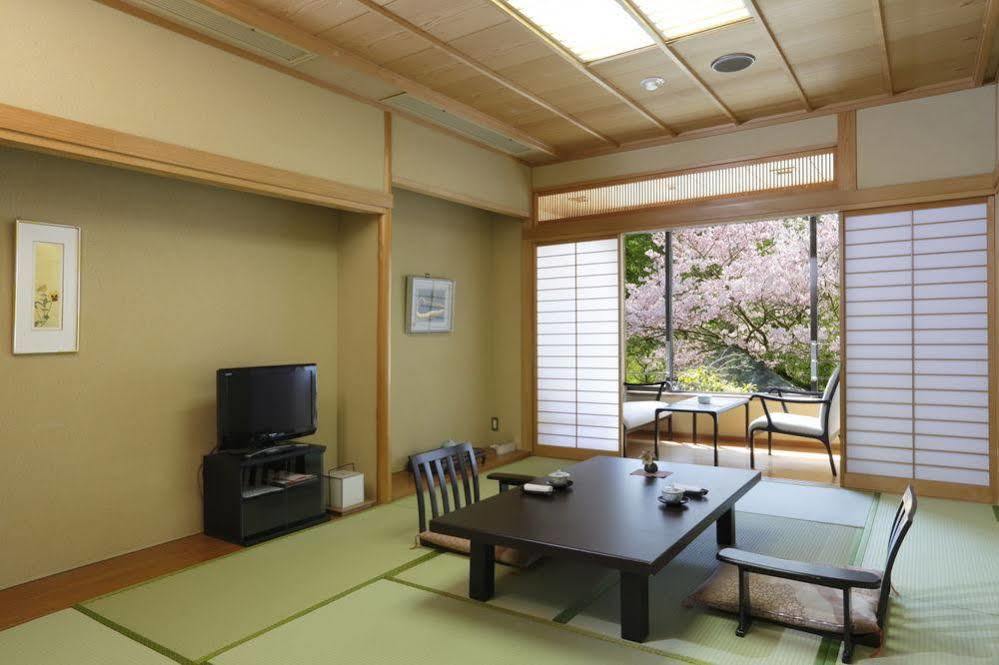 Hôtel Nagaizumi Sansou à Gotemba Extérieur photo